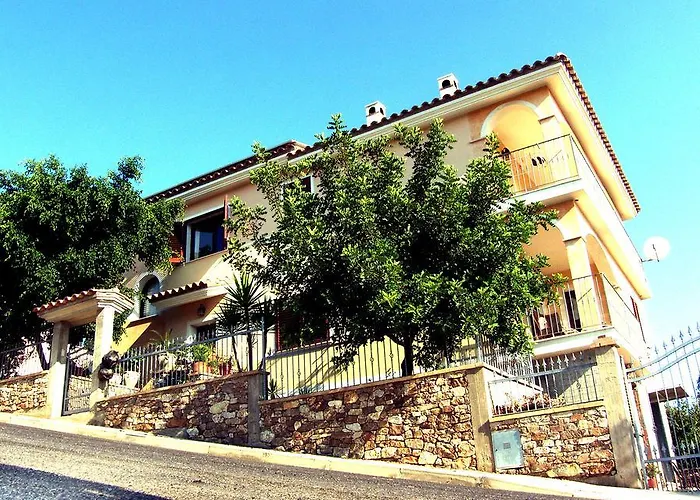 Affittacamere Belvedere La Peonia * Villaputzu