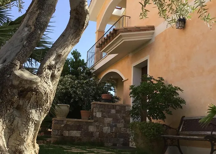 Affittacamere Belvedere La Peonia * Villaputzu